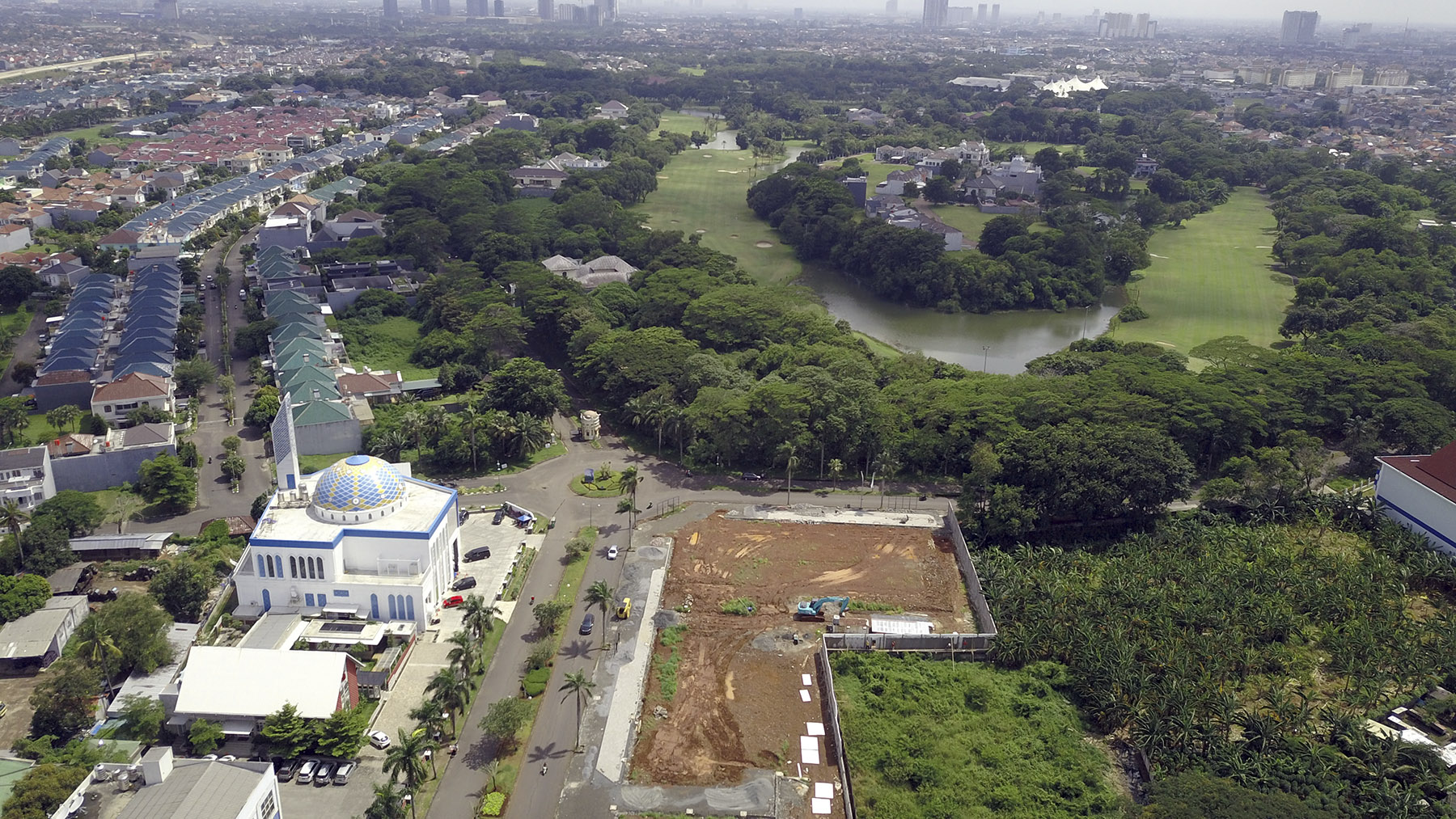 Kota Modern Bagi-bagi THR Hingga Rp1,1 Miliar   